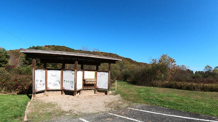 Trailhead for: Zaleski Backpack Trail -
Hope Schoolhouse Trailhead